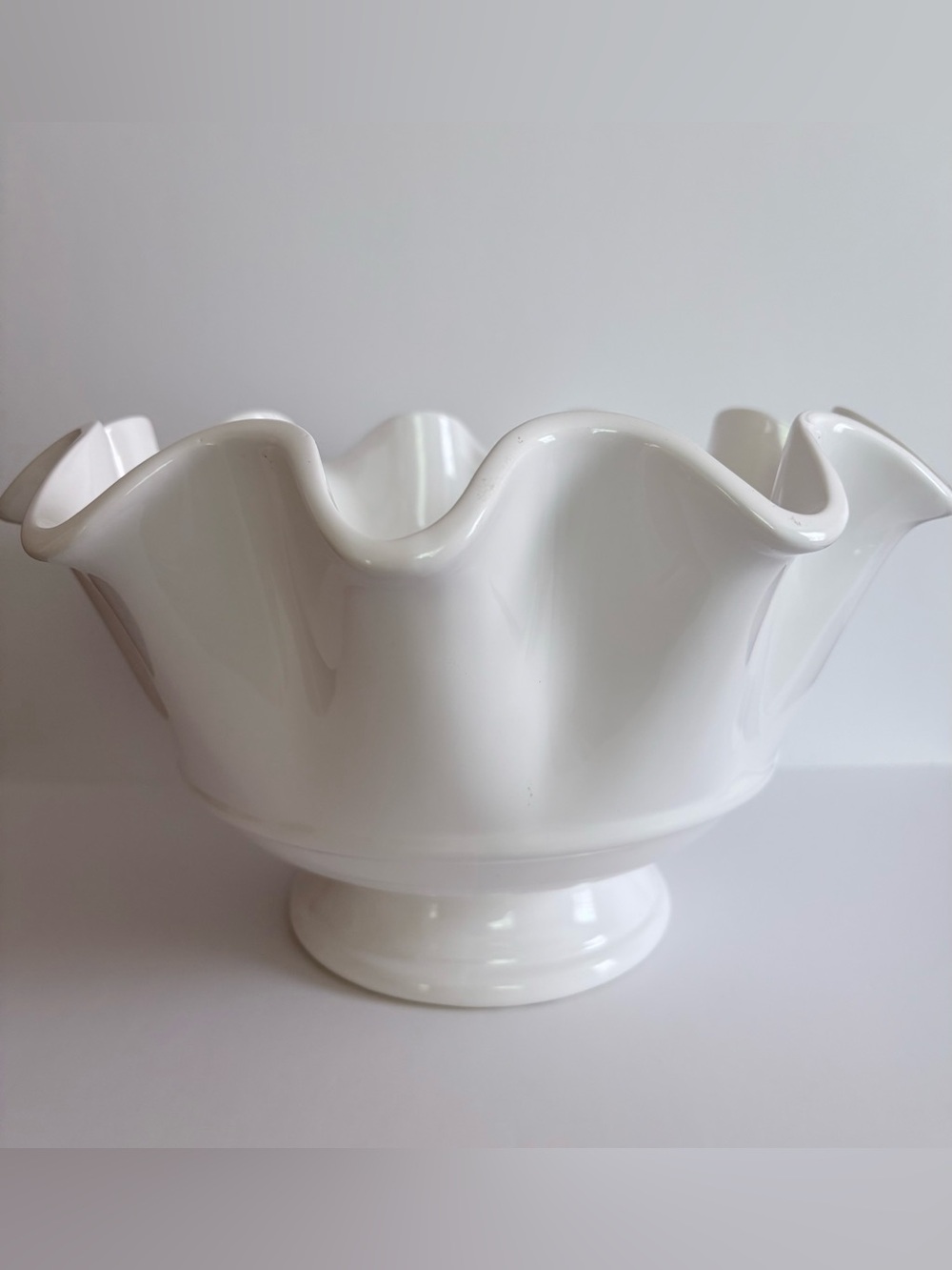 Vintage Pier 1 White Ruffled Pedestal Bowl, Dolomite Ceramic Handkerchief Bowl